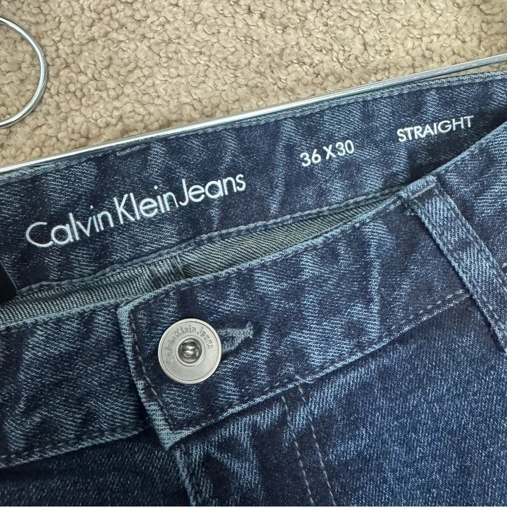 Calvin Klein Jeans Straight Leg 36x30 Medium Wash Denim NWT - Picture 4 of 5
